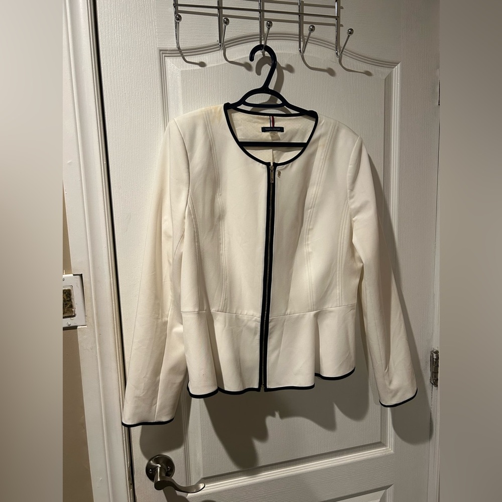 Tommy Hill Blazer